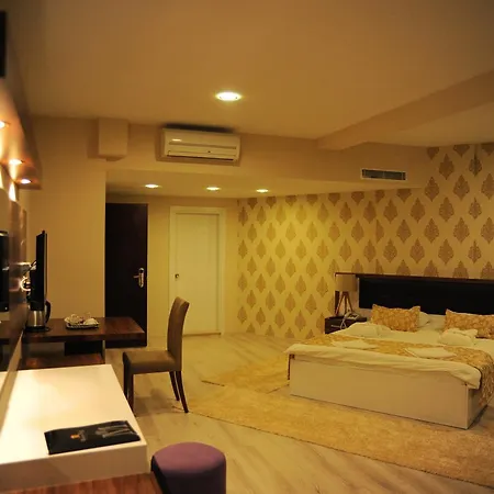 Maykon Hotell Civril (Aegean)